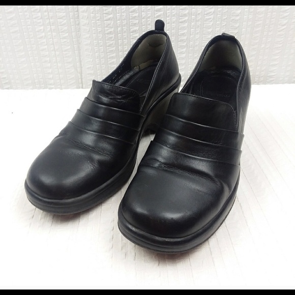 Black Dansko Shoes Size 8 (38) Women’s EUC - Picture 2 of 8
